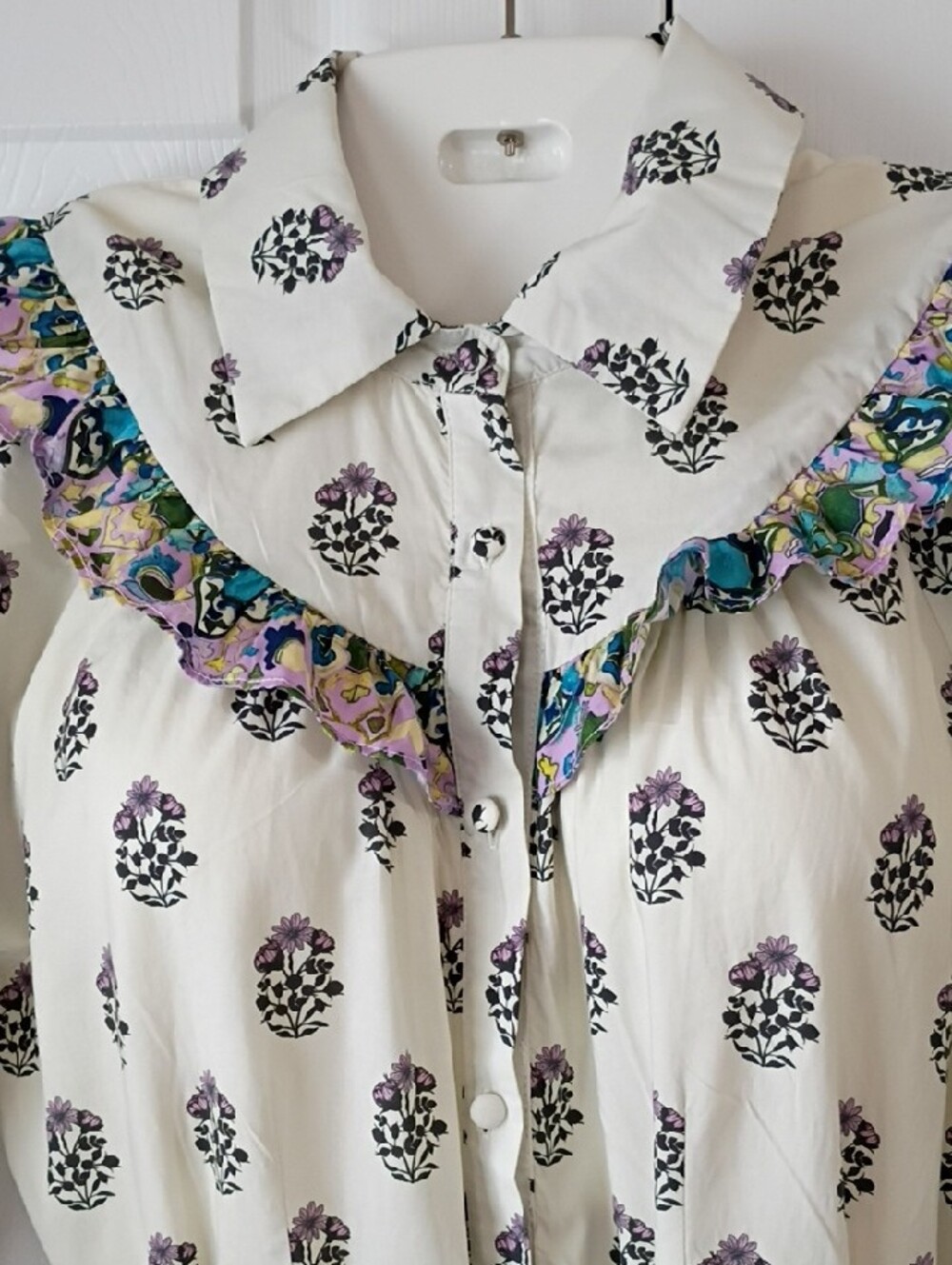 Cream Floral Ruffle-Tiered Casual Dress with Purple Accents XL - Picture 2 of 8
